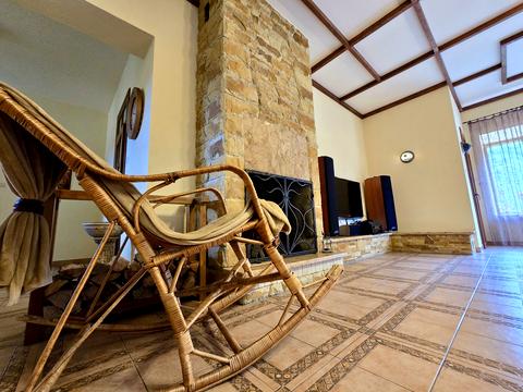 будинок за адресою Лісова вул.