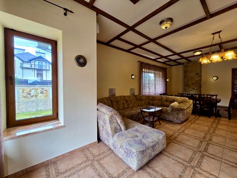 будинок за адресою Лісова вул.