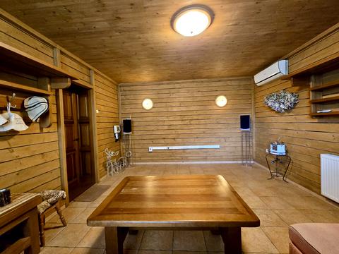 будинок за адресою Лісова вул.