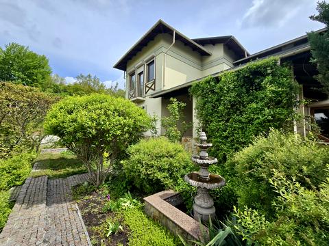 будинок за адресою Лісова вул.