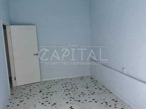 комерційна за адресою Михайла Максимовича вул. (Онуфрія Трутенка), 24