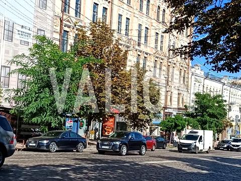 квартира за адресою Богдана Хмельницького вул., 10-А