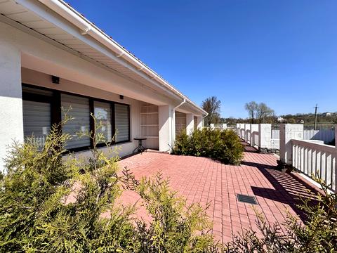 будинок за адресою Українська вул.