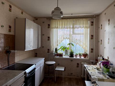 квартира за адресою Космонавтів просп., 69