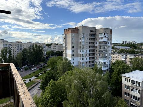 квартира за адресою Космонавтів просп., 69