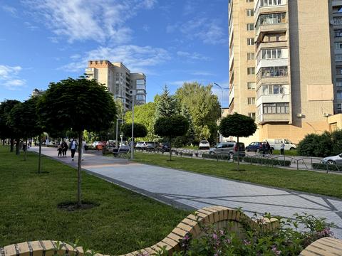 квартира за адресою Космонавтів просп., 69