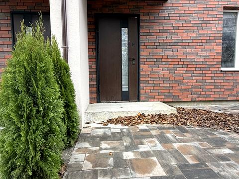 будинок за адресою Центральна вул., 30