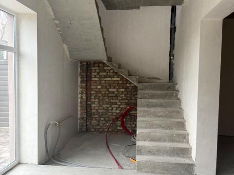 будинок за адресою Центральна вул., 30