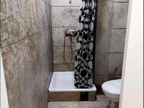 будинок за адресою Промислова вул., 27