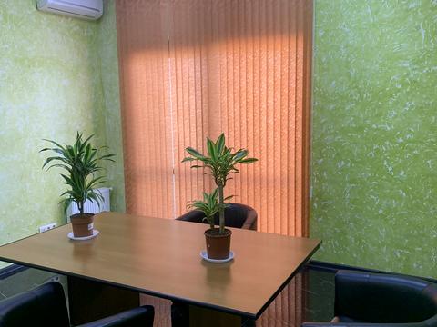 комерційна за адресою Івана Луценка пров., 17/19