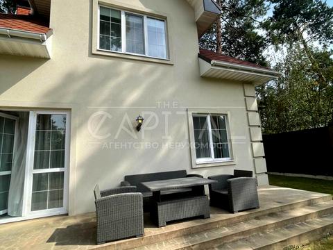 будинок за адресою с. Козин, Олександрівська вул.