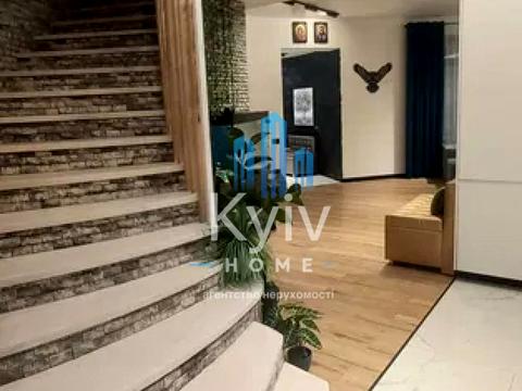 дом по адресу Стежки ул.