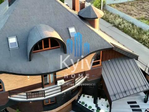 дом по адресу Стежки ул.