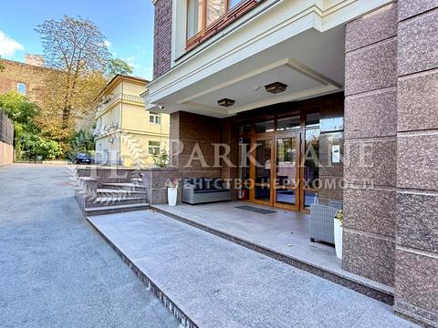 квартира за адресою Олександра Кониського вул., 22-А