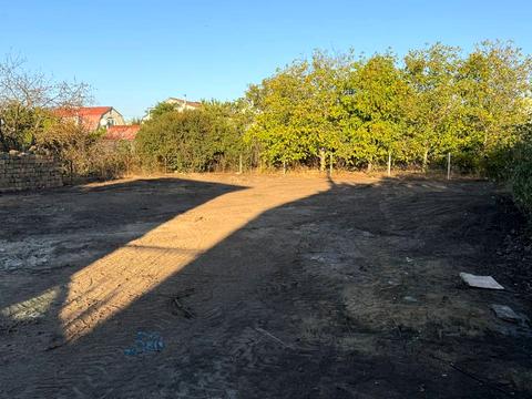 ділянка за адресою с. Молодіжне, 