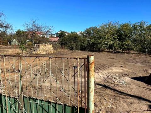 ділянка за адресою с. Молодіжне, 