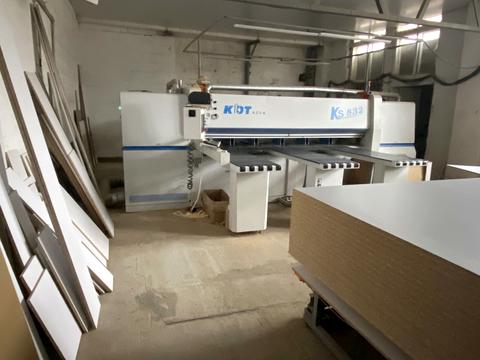 комерційна за адресою Донбасівська вул., 1-Ф