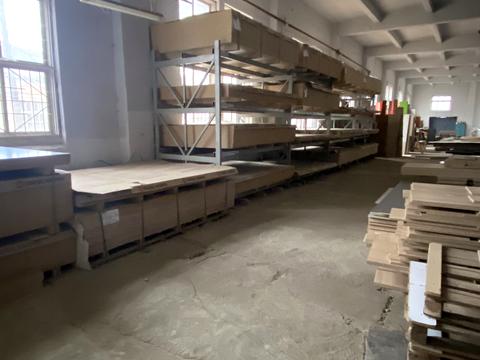 комерційна за адресою Донбасівська вул., 1-Ф