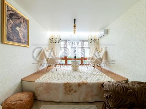 квартира по адресу Голосеевский просп. (40-летия Октября), 76