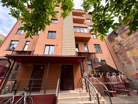 квартира за адресою Кардинала Любомира Гузара вул., 27