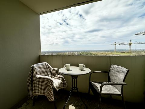 квартира за адресою Милославська вул., 18