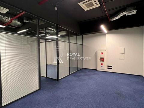 комерційна за адресою Степана Бандери просп. (Московський), 28А