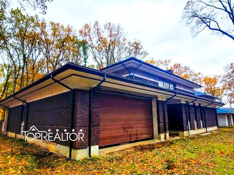 будинок за адресою Лісопарківська вул.