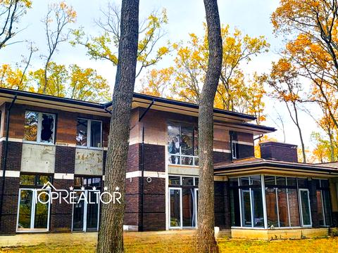 будинок за адресою Лісопарківська вул.