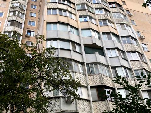 квартира за адресою Владислава Бувалкіна вул. (Бочарова Генерала), 34