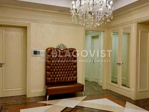 квартира за адресою Михайла Грушевського вул., 9-А