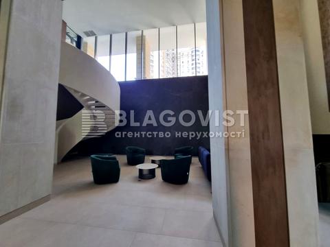 квартира за адресою Київ, Річкова вул., 4