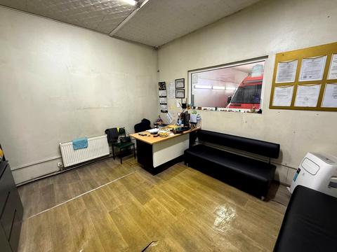 комерційна за адресою Короленка вул. (Первозванівська), 24-А