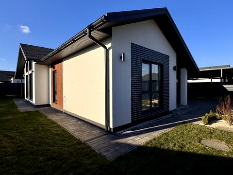 дом по адресу с. Гатное, Пограничная ул.