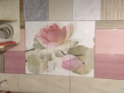 комната по адресу героїв України, 18