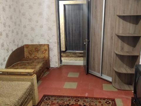 комната по адресу героїв України, 18