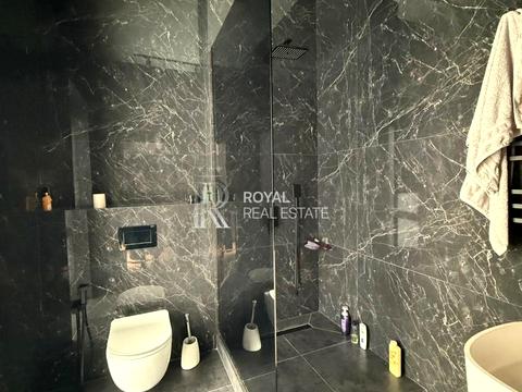 дом по адресу Широкая ул.