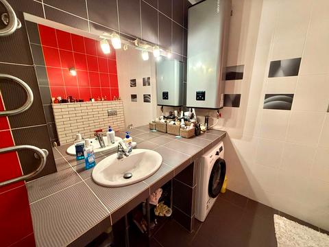 квартира за адресою Наукова вул., 49а