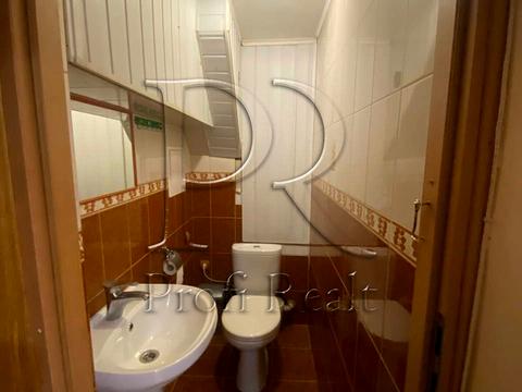 комерційна за адресою Почайнинська вул., 57/59