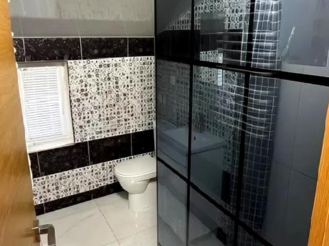 будинок за адресою Миколи Голубця вул. ()