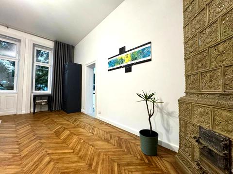 квартира за адресою Сергія Єфремова вул., 49