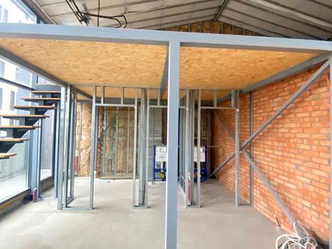 комерційна за адресою Болсуновська вул. (Сергія Струтинського), 4