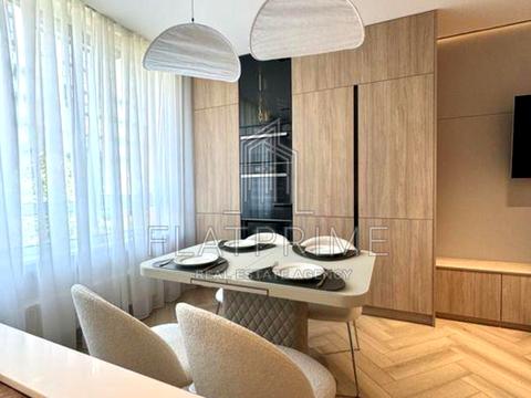 квартира по адресу Салютная ул., 2к19 Коло