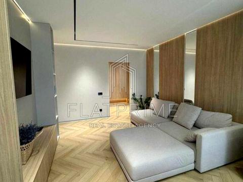 квартира по адресу Салютная ул., 2к19 Коло