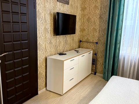 квартира за адресою В'ячеслава Чорновола вул., 10