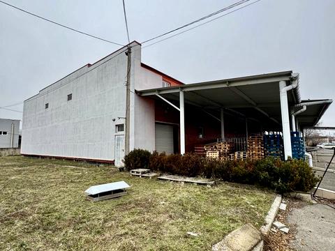 комерційна за адресою Стартова вул., 32