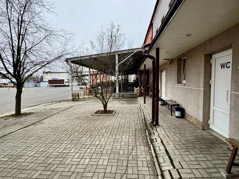 комерційна за адресою Стартова вул., 32