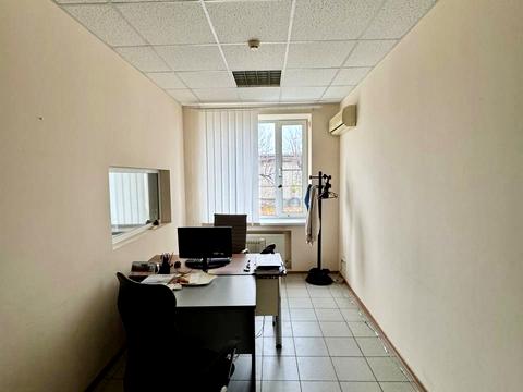 комерційна за адресою Стартова вул., 32