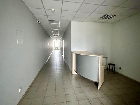 комерційна за адресою Стартова вул., 32