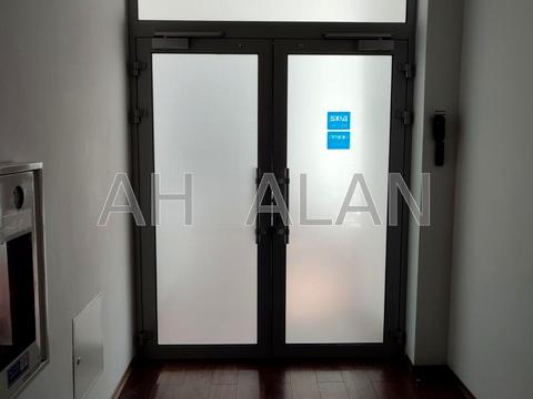 комерційна за адресою Миколи Грінченка вул., 4В