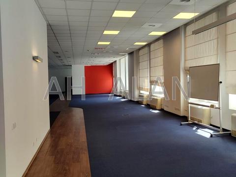 комерційна за адресою Миколи Грінченка вул., 4В